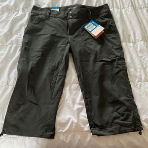 Brand new Columbia cropped trail pants. Dark grey color, size 10, NWT